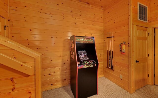 Bear Cub Lodge