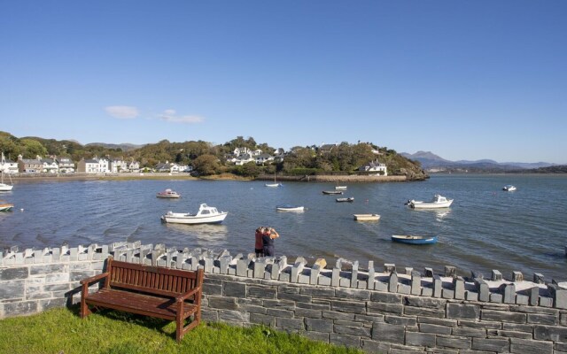 Plas Mor