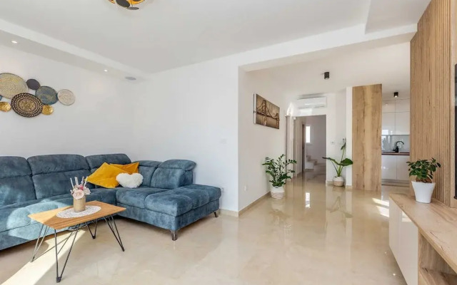 Holiday House Villa Andro