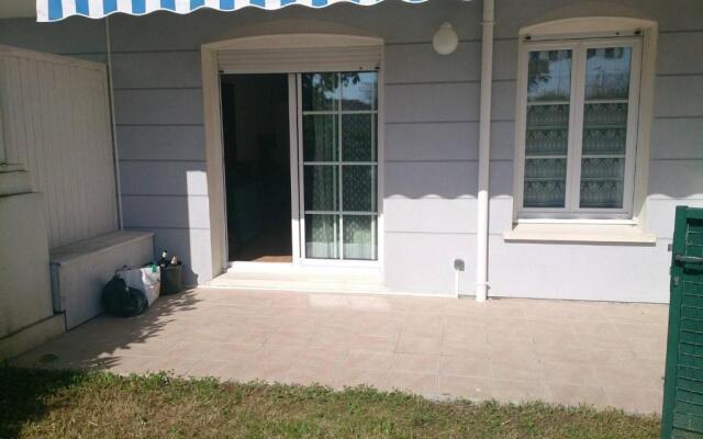 Appartement Vaux-sur-Mer, 2 pièces, 4 personnes - FR-1-494-3