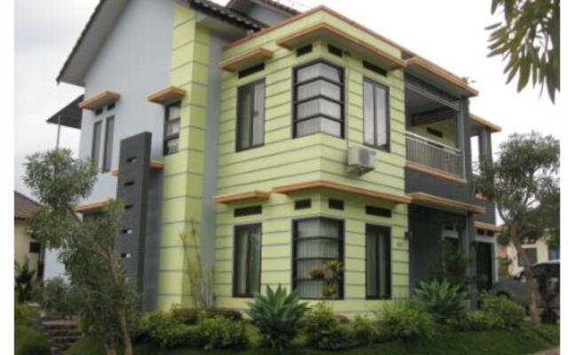 Q Villa Management