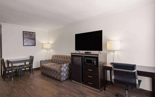 Ramada by Wyndham San Diego Poway Miramar