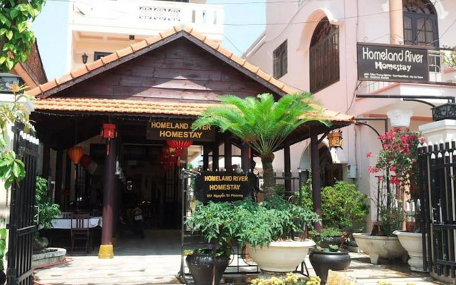 Homeland River Homestay
