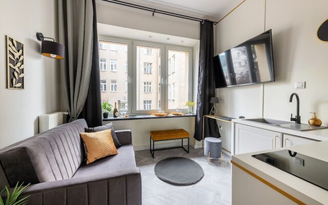 Sienna Modern Studio by Renters