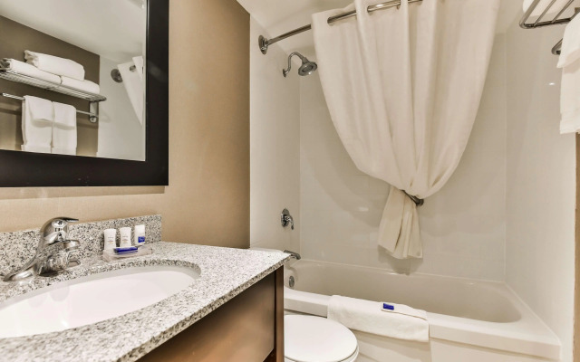 Best Western Plus Cambridge Hotel