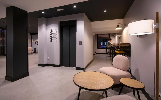 U-Hotel Dario Lugo