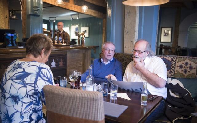 The Ostrich Inn London Heathrow