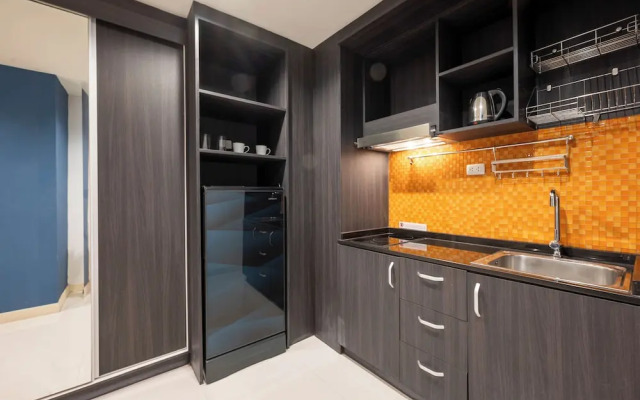 New Nordic Club 2 by Apartwell