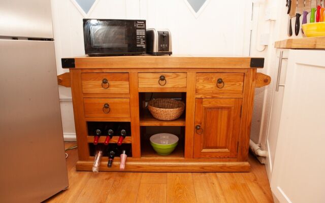 2 Bedroom House Near the Downs Bristol