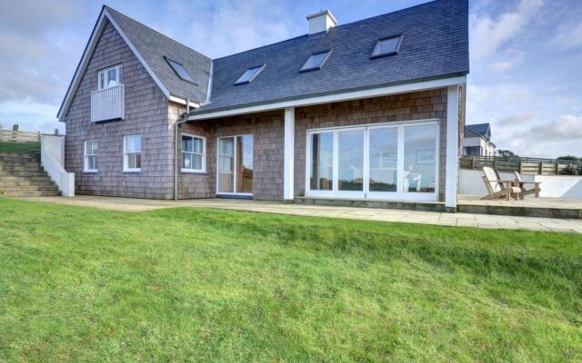 Holiday Home East Cliff