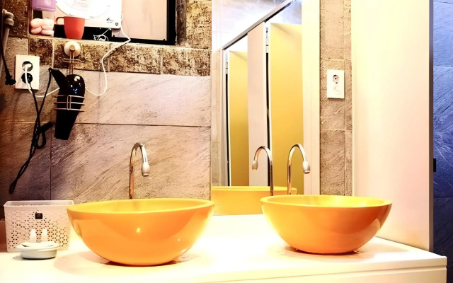 Capsule Hotel Majung