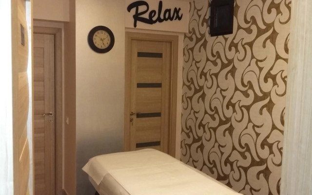 West Plaza Hotel