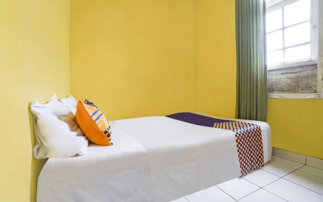 OYO Homes 90914 Eco Tourism Desa Cipada Bukit Senyum Homestay Syariah
