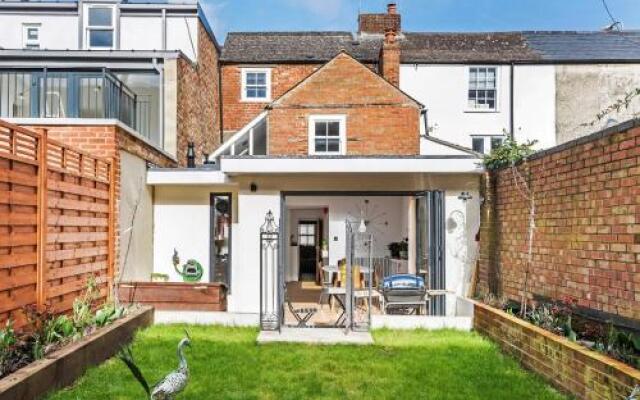 Modern, Chic 3BR Townhouse in Central Oxford