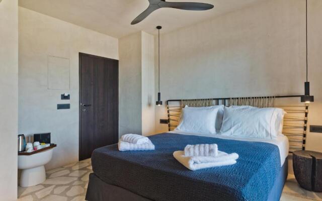 Almi Luxury Rooms