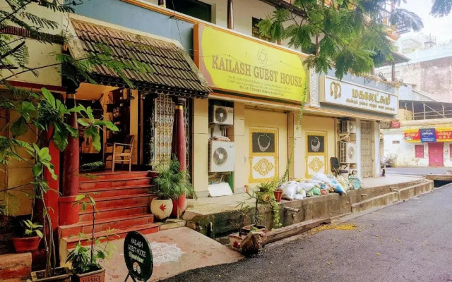 Kailash Guest House