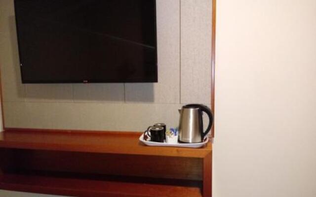 Hotel Candamo