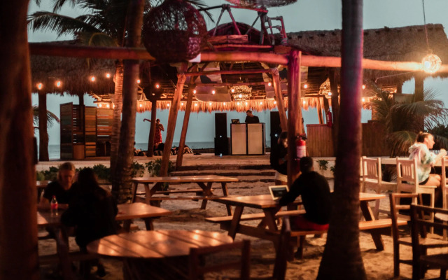 Selina Poc Na Isla Mujeres
