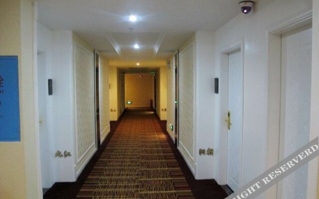 Yinhe Hotel