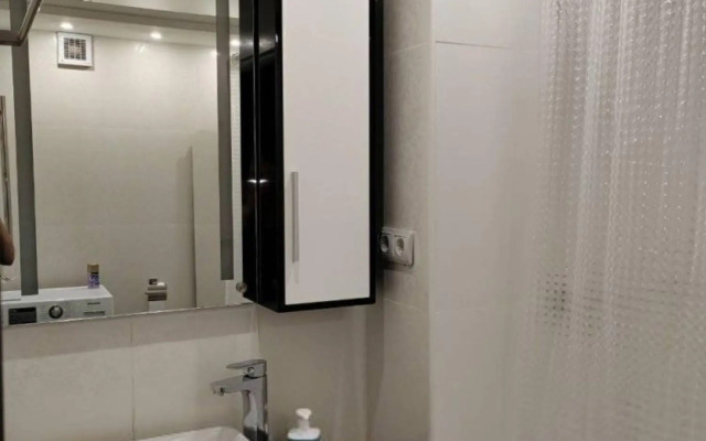 Cozy apartment on 26 Zhigura Street