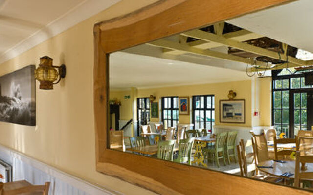 Thatched Tavern