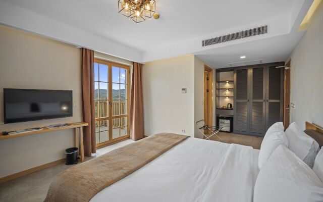 Zeyt-Inn Hotel
