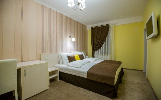 Pensiunea Holiday Villa