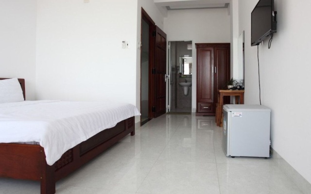 Vivu Hotel – Guest Rooms – Quy Nhon
