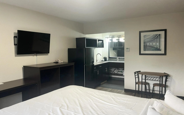 Motel 6 Charlotte, NC – Airport South
