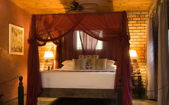 Cedar Park Rainforest Resort