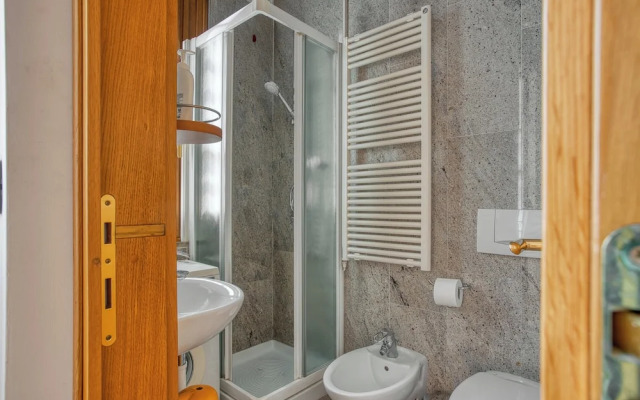 JOIVY Captivating flat with balcony