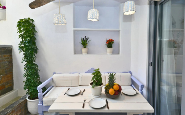 Santa Katerina Studios & Apartments