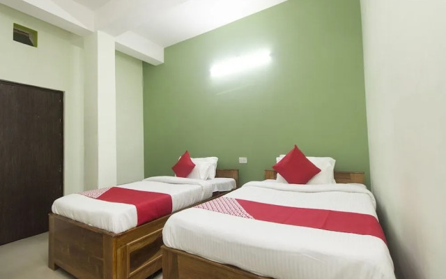Hotel Aquarium By OYO Rooms