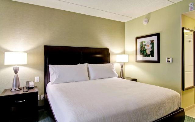 Hilton Garden Inn Woodbridge