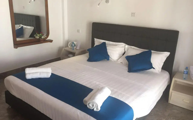 Kandyan Bluestar Villa