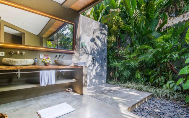 Villa Yoga by Villa Finder