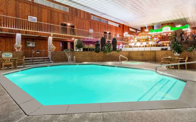 Ramada by Wyndham Ely