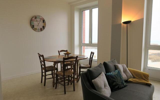 Appartement Avec Superbe Vue Mer À Tregastel - Ref 6