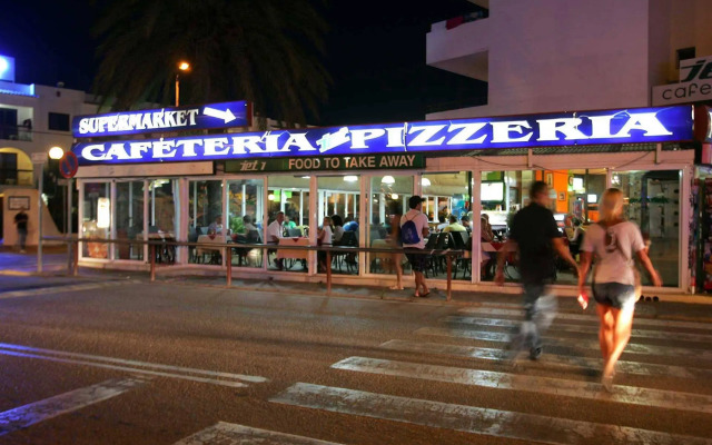 Ibiza JET Apartamentos - Adults Only