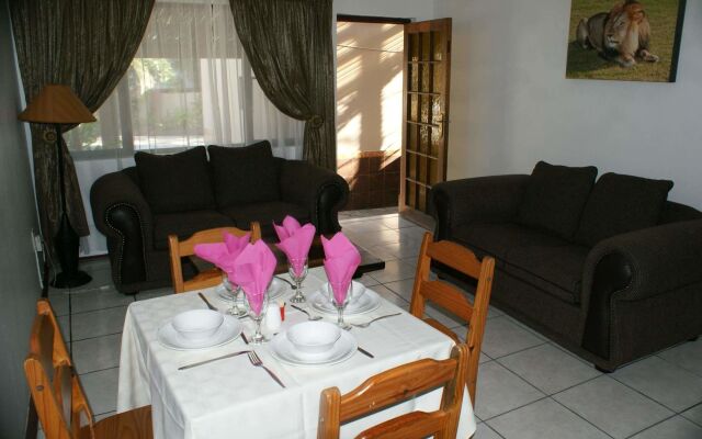 Ndiza Lodge & Cabanas