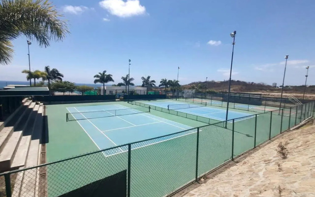 Espectacular casa grande vacacional en Manta!