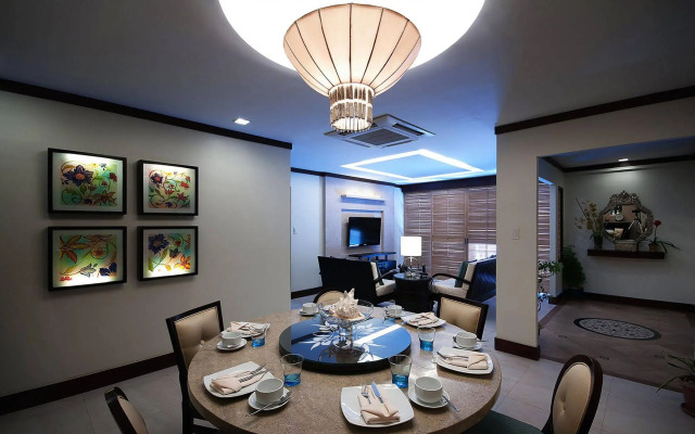 Emerald Island Hotel