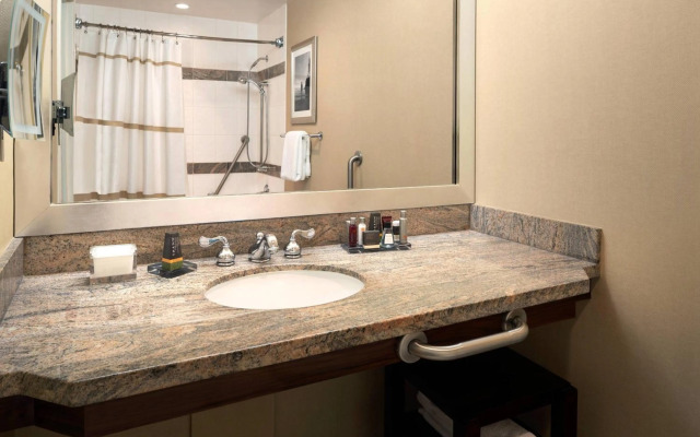 Vancouver Marriott Pinnacle Downtown