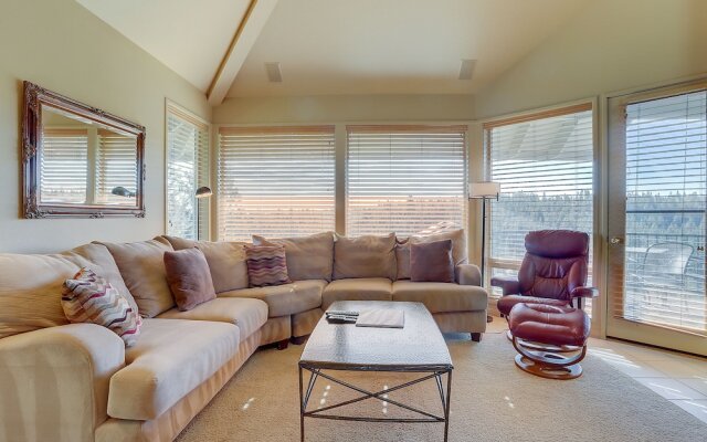 River Ridge 416ab 3 Bedroom Condo by RedAwning