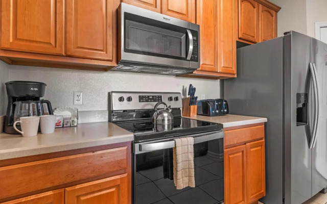 4802 Cayview Avenue #308