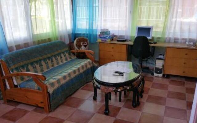 Miltos Apartment