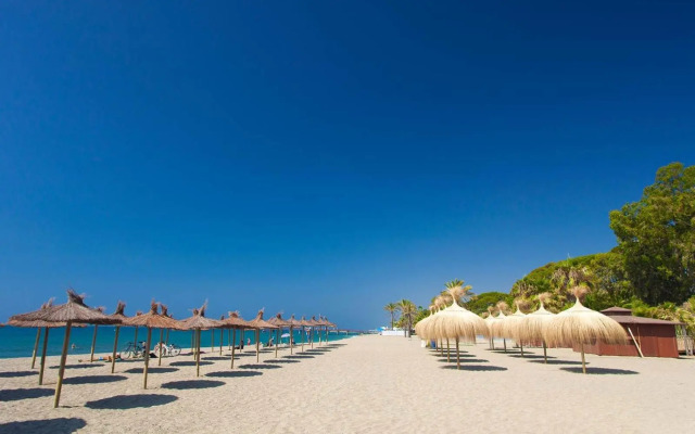 First Line Puerto Banus Harbour, 3 bedroom Luxury Apartment, Marbella