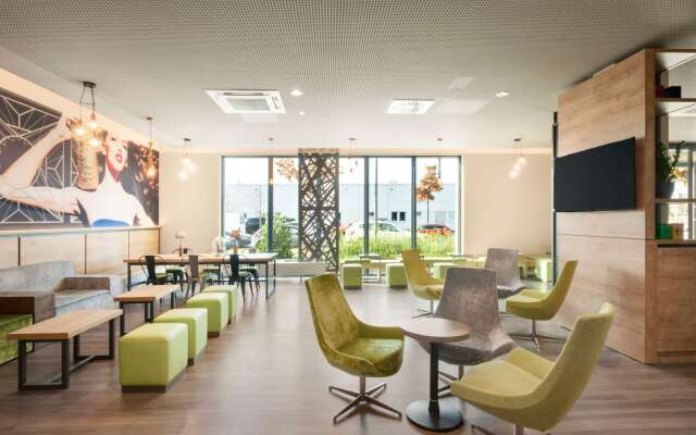 Super 8 by Wyndham Munich City North