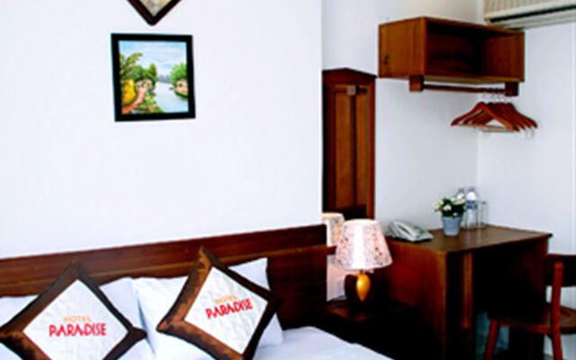 Paradise Hotel