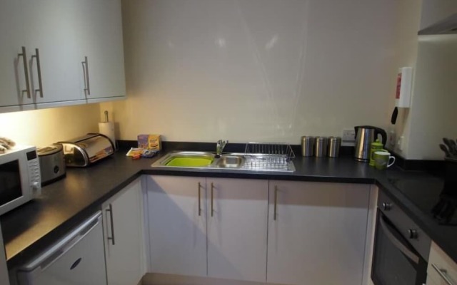 Wallfield Field Apartments